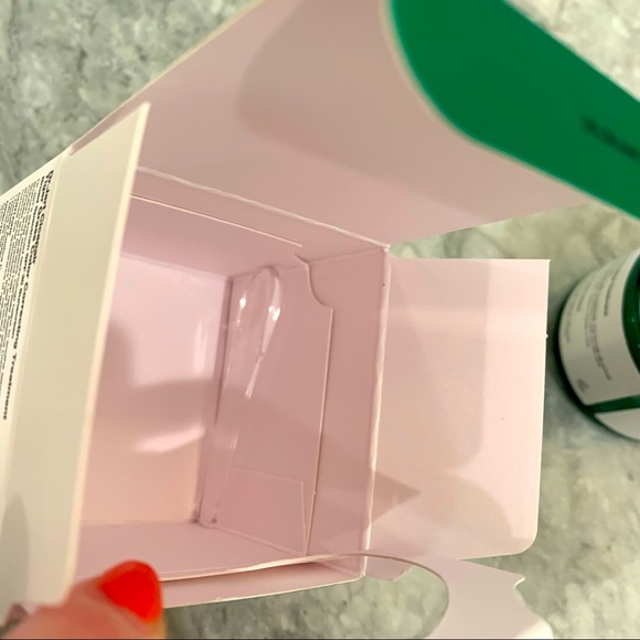 **SOLD** CICAPAIR™ TIGER GRASS COLOR CORRECTING TREATMENT - Picture 3 of 9